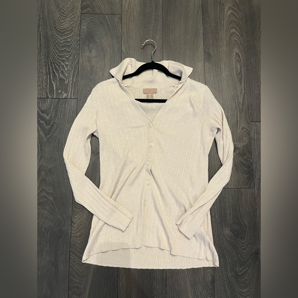 H&M - thin knit top